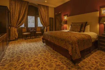Lough Rynn Castle Bedroom