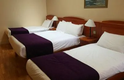 Kilford Arms Hotel Bedroom