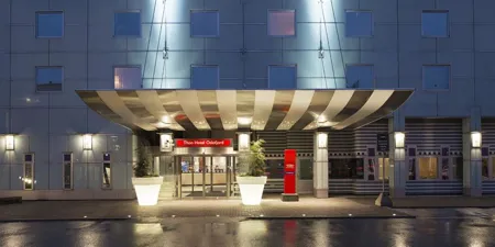 Thon Hotel Oslofjord Fasad