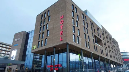thon hotel storo  fasad