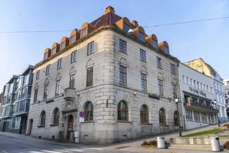 Banken Hotel Main Image